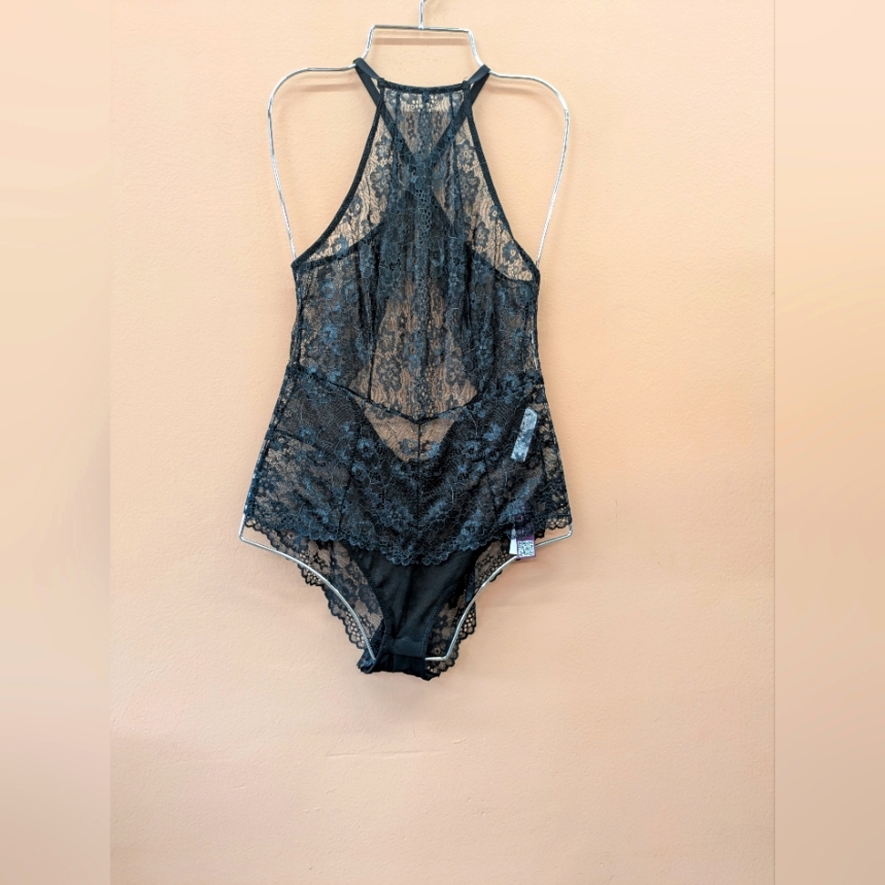 Lingerie adore me